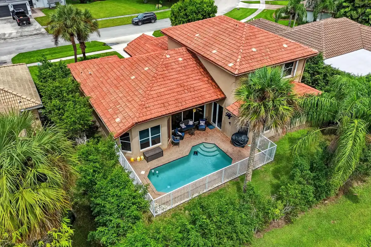3360 Harness Cir, Wellington: photo 1 of 88