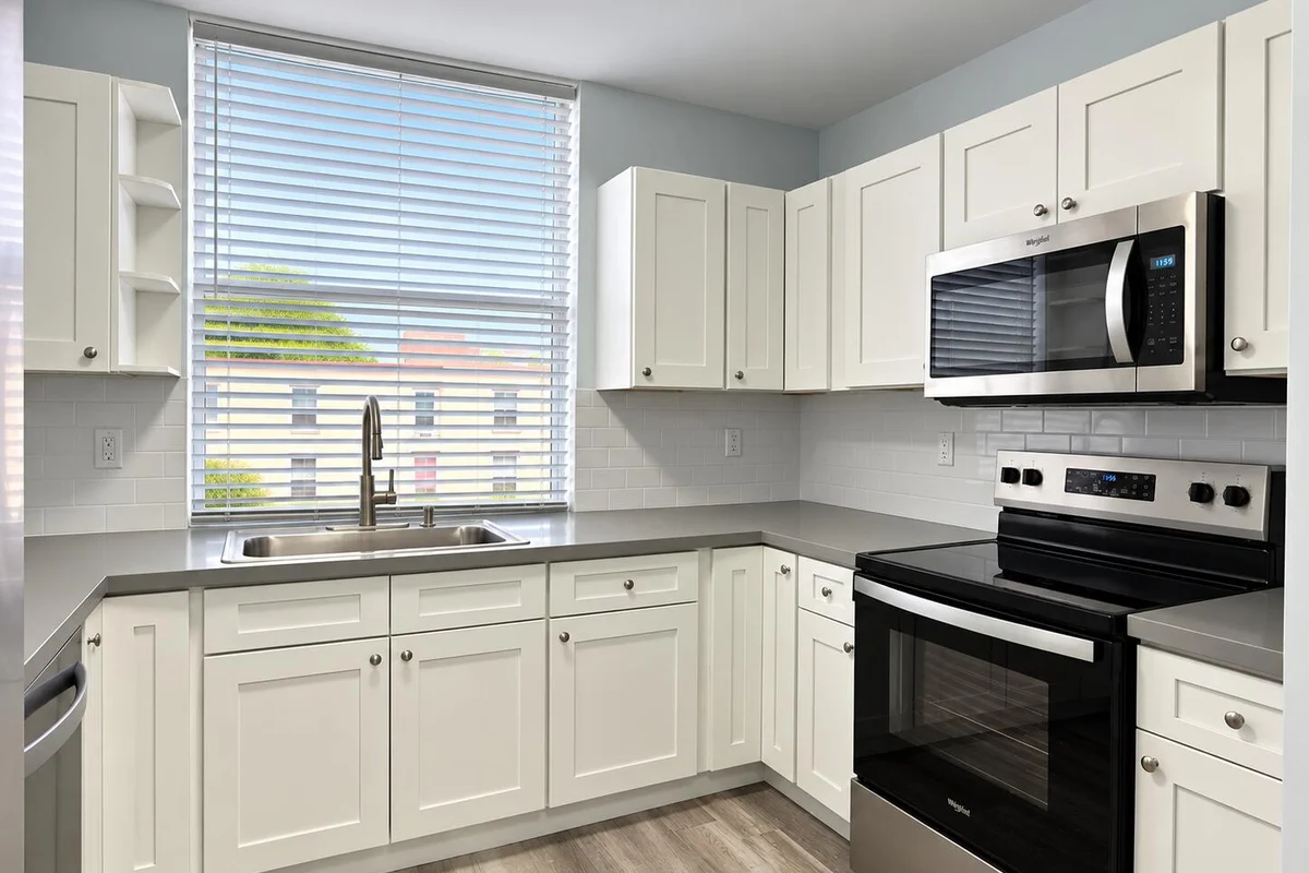 9 Willowbrook Ln #208, Delray Beach: photo 1 of 35
