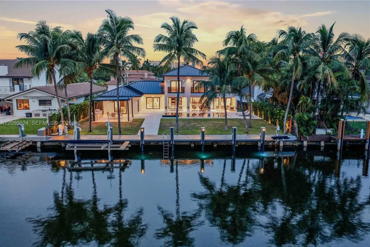 415 Holiday Dr, Hallandale Beach: photo 1 of 91