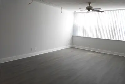 2781 Taft St #311, Hollywood: photo 1 of 15