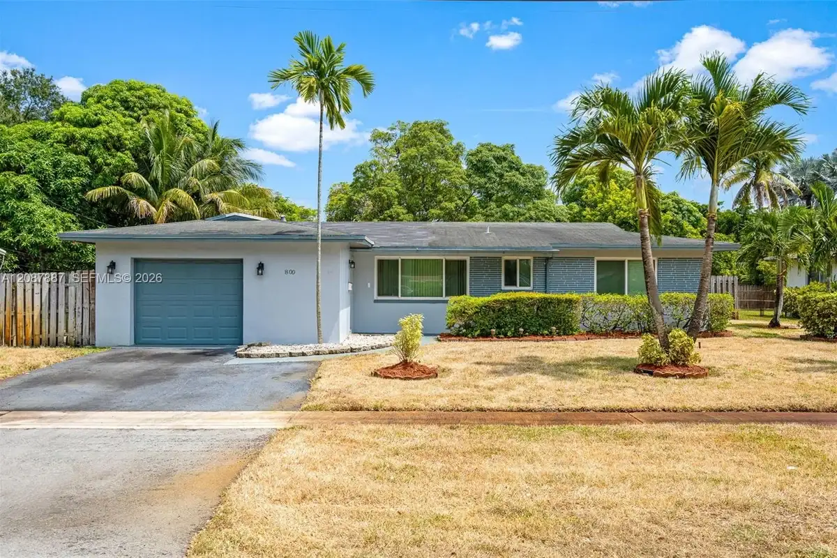 800 NW 48th Ter, Plantation: photo 1 of 52