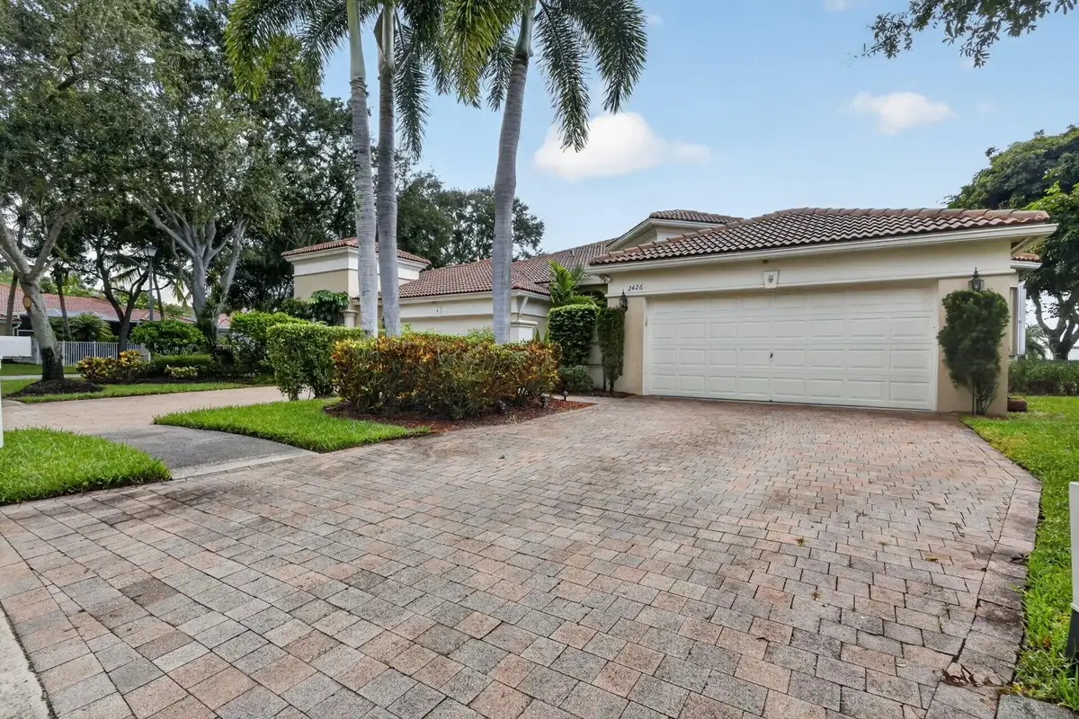 2426 Sandy Cay, West Palm Beach: photo 1 of 53