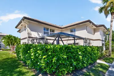 42 Essex Ct #B, Royal Palm Beach: photo 1 of 27