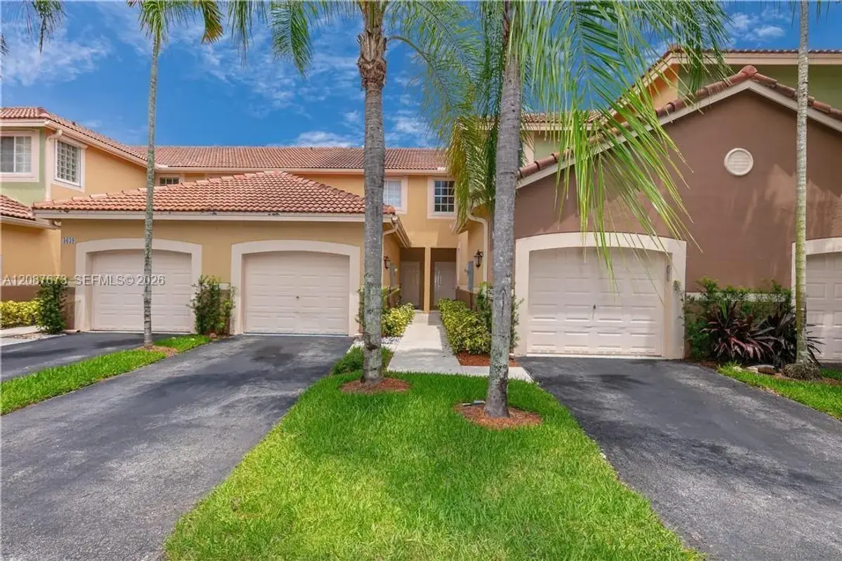 3635 San Simeon Cir, Weston: photo 1 of 21