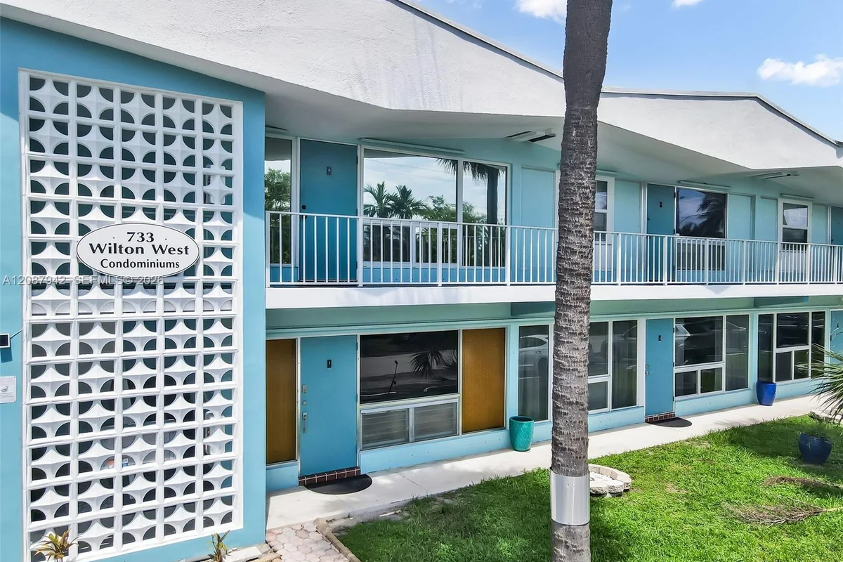 733 NW 30th Ct #6, Wilton Manors: photo 1 of 23