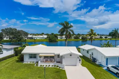 2201 SW Roma Way, Boynton Beach: photo 1 of 23