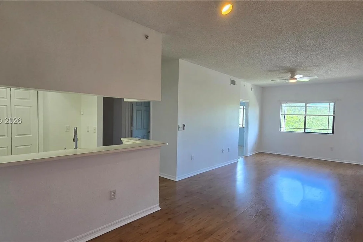 2802 Sarento #301, Palm Beach Gardens: photo 1 of 16