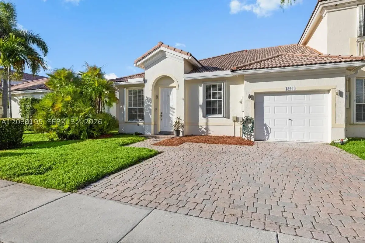 18660 SW 28th Ct, Miramar: photo 1 of 38