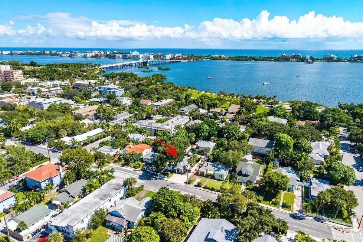 314 S Palmway #1, Lake Worth Beach: photo 1 of 43