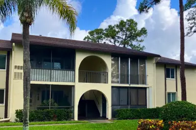 3530 Lazy Pine Way #B-2, Lake Worth: photo 1 of 14