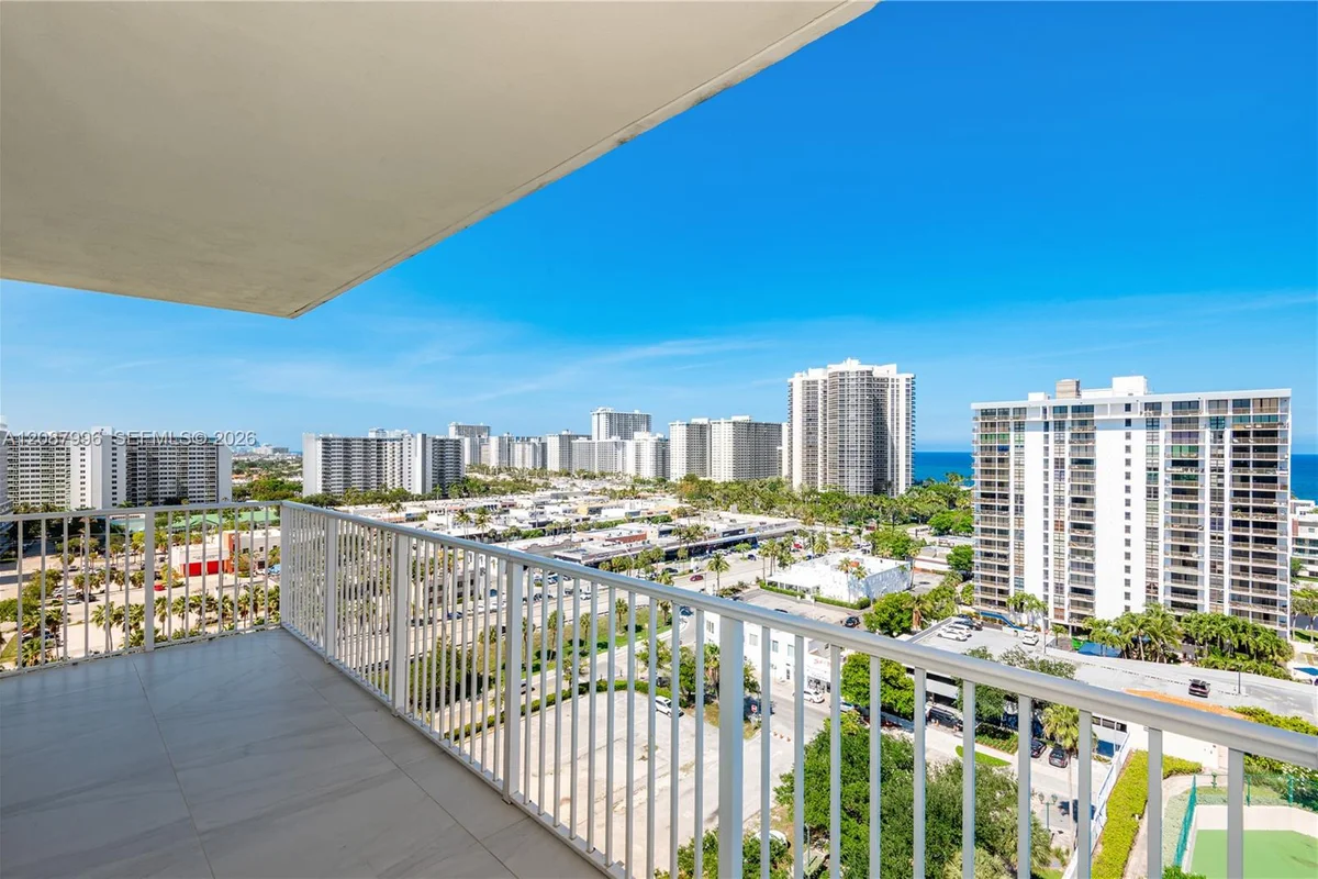 3020 NE 32nd Ave #1401, Fort Lauderdale: photo 1 of 17