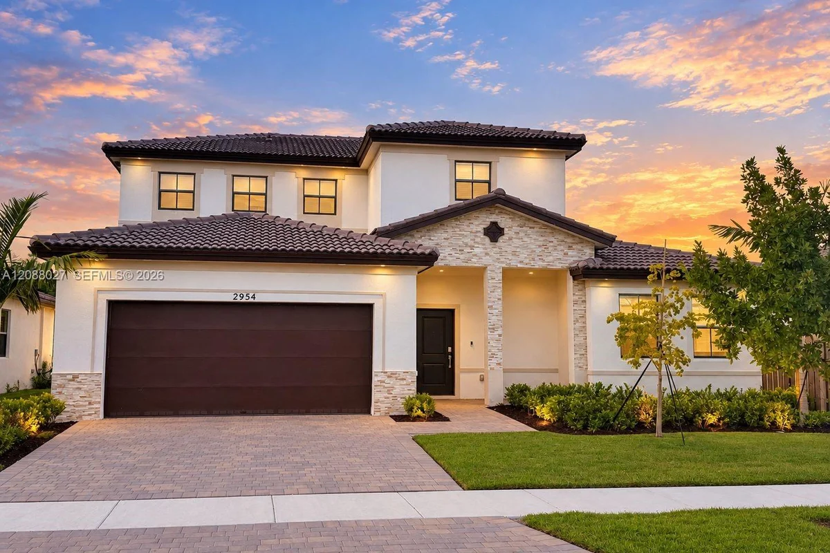 2954 SE 23rd Ave, Homestead: photo 1 of 23