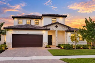 2954 SE 23rd Ave, Homestead: photo 1 of 23