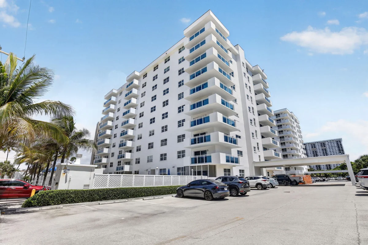 1701 S Ocean Dr #902, Hollywood: photo 1 of 51