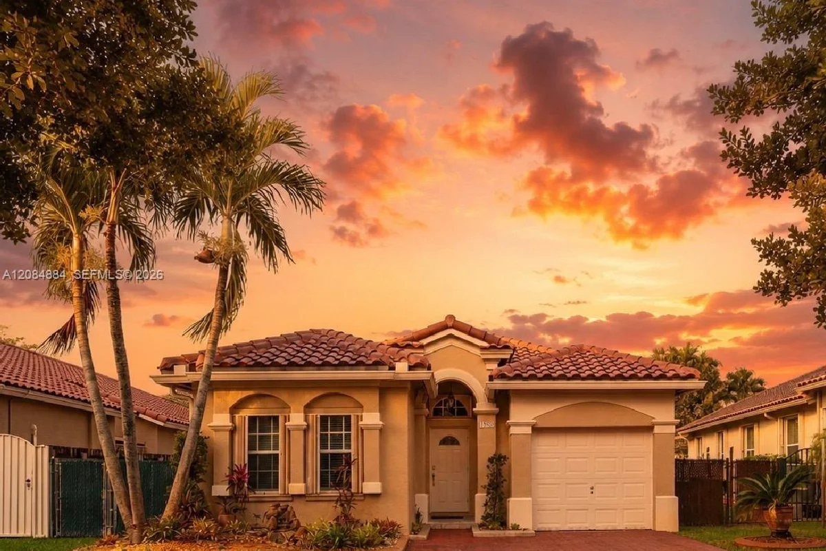 13680 SW 50th Ct, Miramar: photo 1 of 39