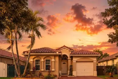 13680 SW 50th Ct, Miramar: photo 1 of 39