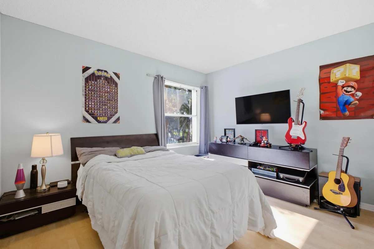 5655 La Quinta Ct, Lake Worth: photo 1 of 29