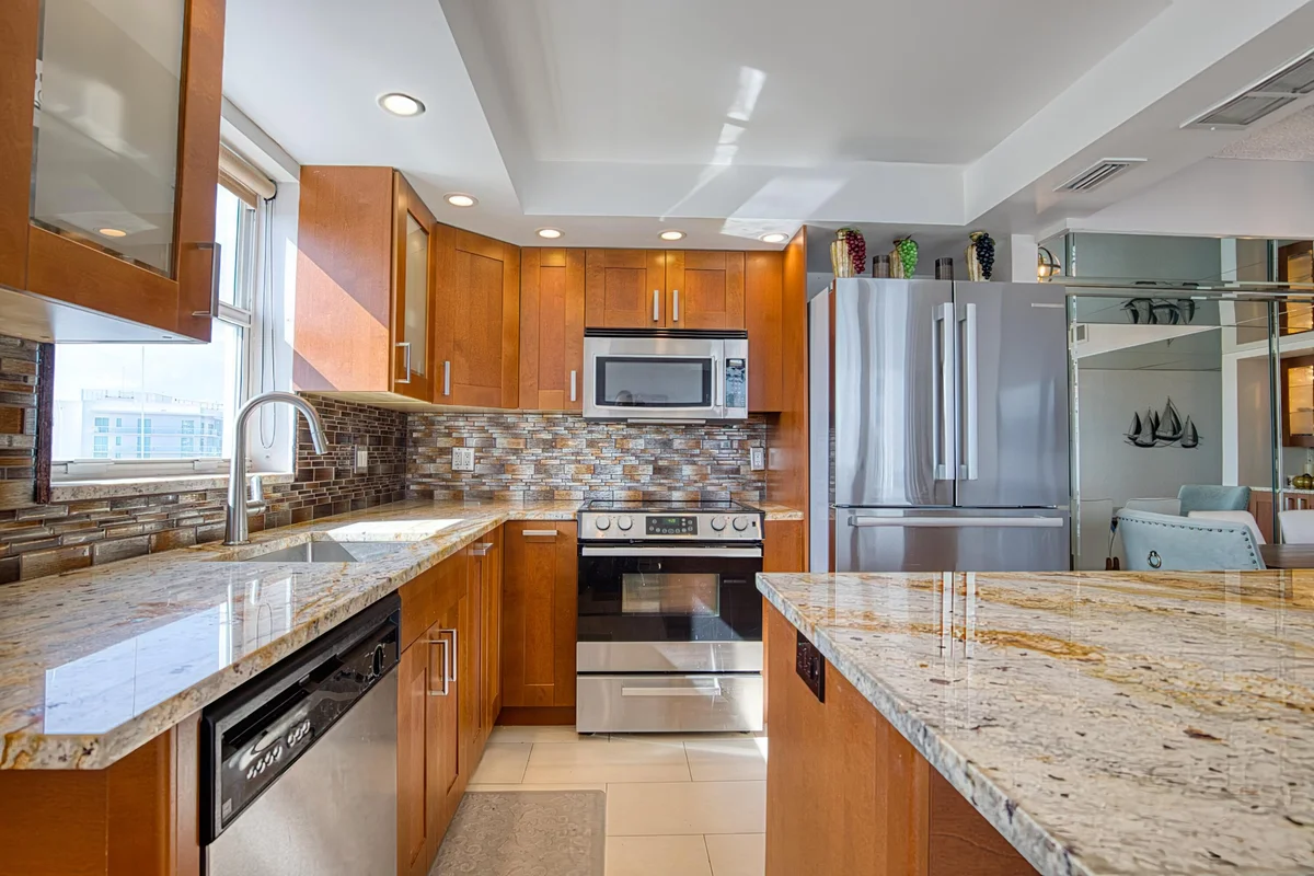 101 Briny Ave #2012, Pompano Beach: photo 1 of 62