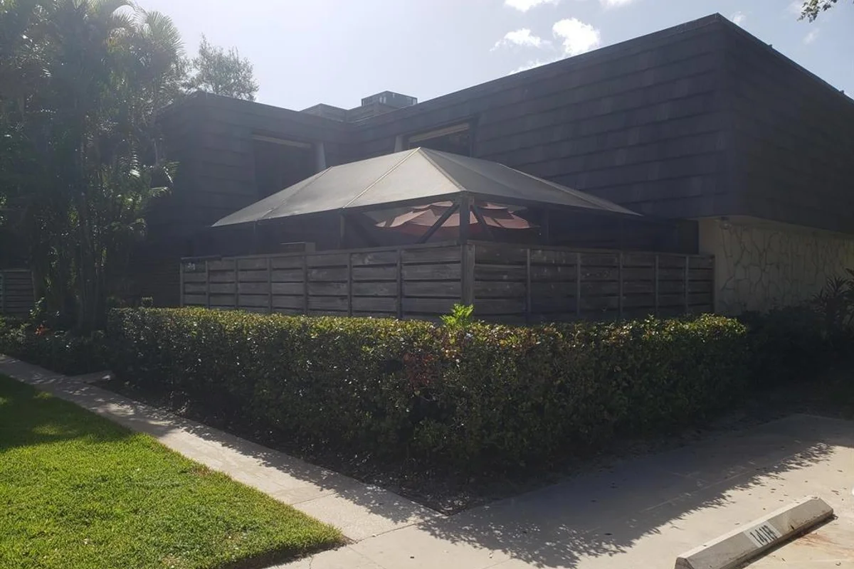 1418 14th Ter, Palm Beach Gardens: photo 1 of 13