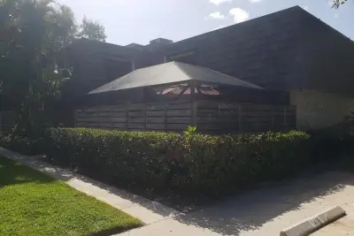 1418 14th Ter, Palm Beach Gardens: photo 1 of 13