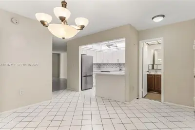 7300 NW 17th St #310, Plantation: photo 1 of 46