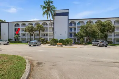 4602 Martinique Way #A2, Coconut Creek: photo 1 of 31