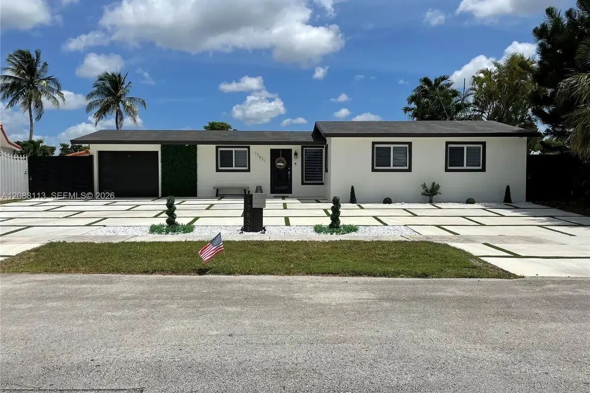 17831 NW 84th Ct, Miami: photo 1 of 27