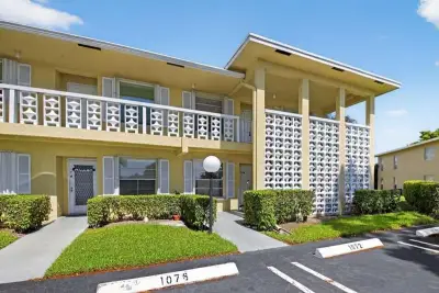 1111 Lemon Tree Ter #104, Delray Beach: photo 1 of 34