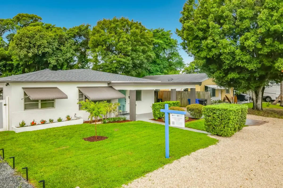 1110 SW 31st St, Fort Lauderdale: photo 1 of 31