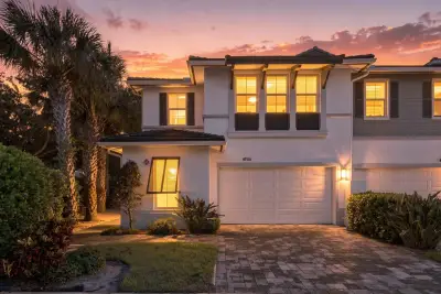 4956 Borland Ln, Palm Beach Gardens: photo 1 of 23