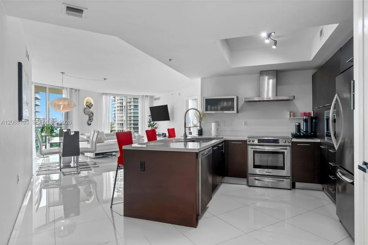 150 Sunny Isles Blvd #1-1004, Sunny Isles Beach: photo 1 of 54