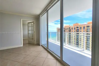 2030 S Ocean Dr #1710, Hallandale Beach: photo 1 of 20
