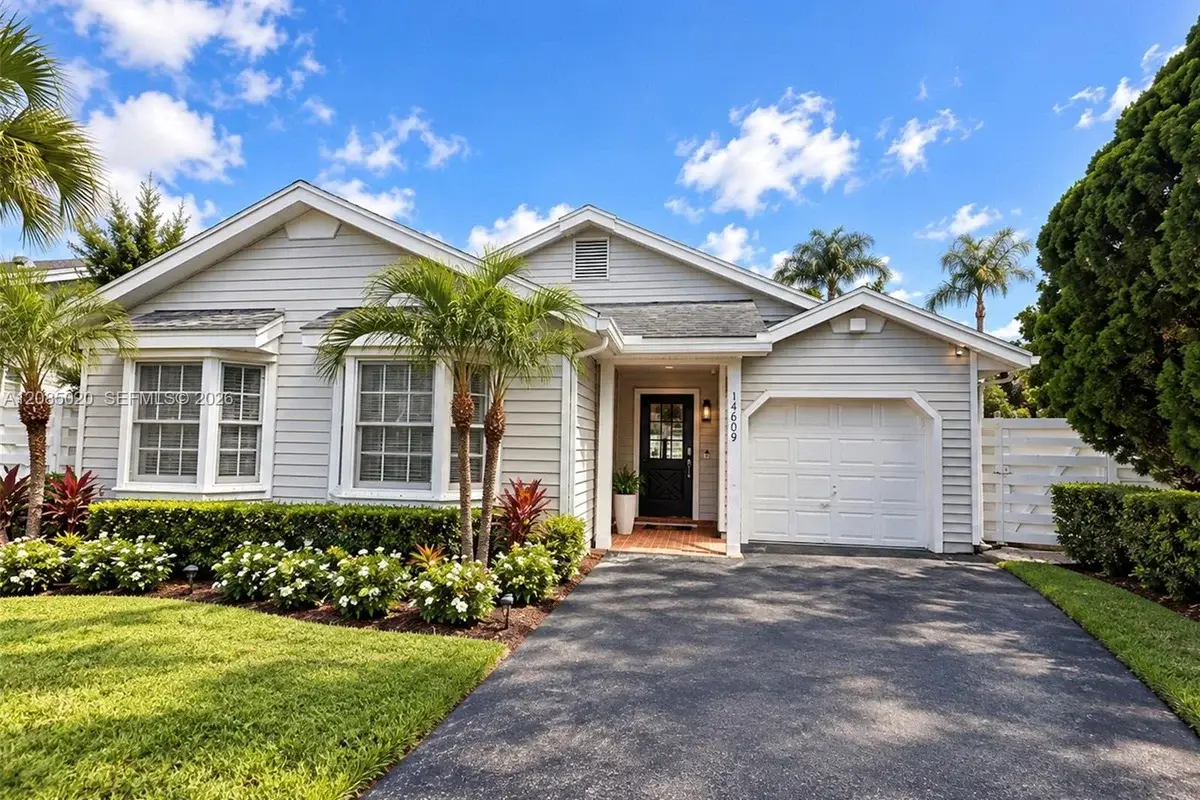 14609 SW 143rd Ct, Miami: photo 1 of 30