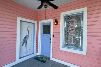 321 N L St, Lake Worth Beach: photo 1 of 20