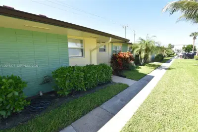 2941 Crosley Dr W #H, West Palm Beach: photo 1 of 58