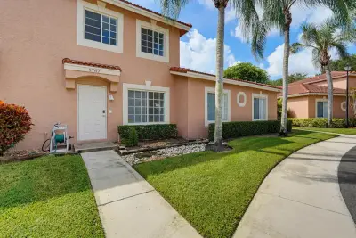 9767 Kamena Cir, Boynton Beach: photo 1 of 30