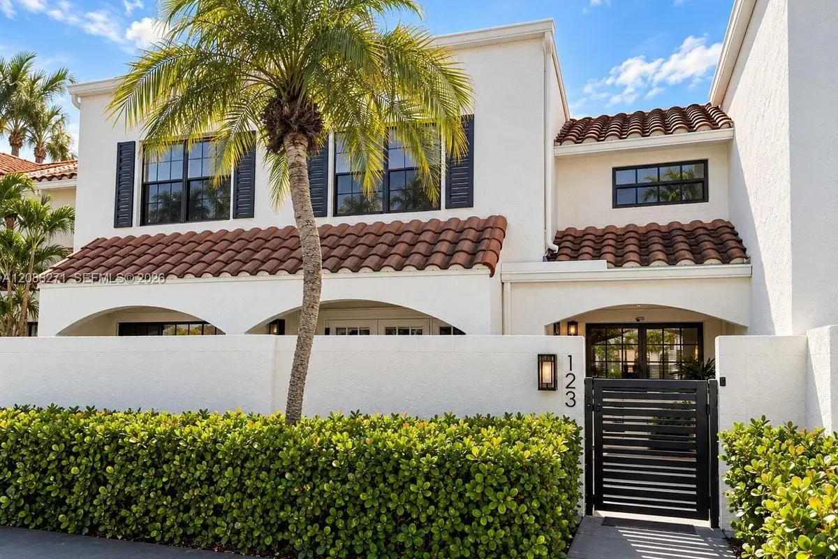 21204 Harbor Way #123-12, Aventura: photo 1 of 32