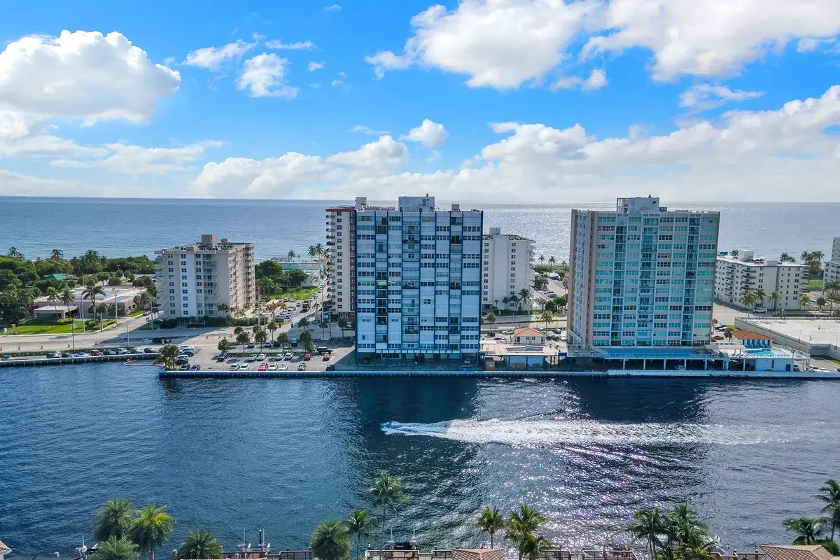 1400 S Ocean Dr #602, Hollywood: photo 1 of 24