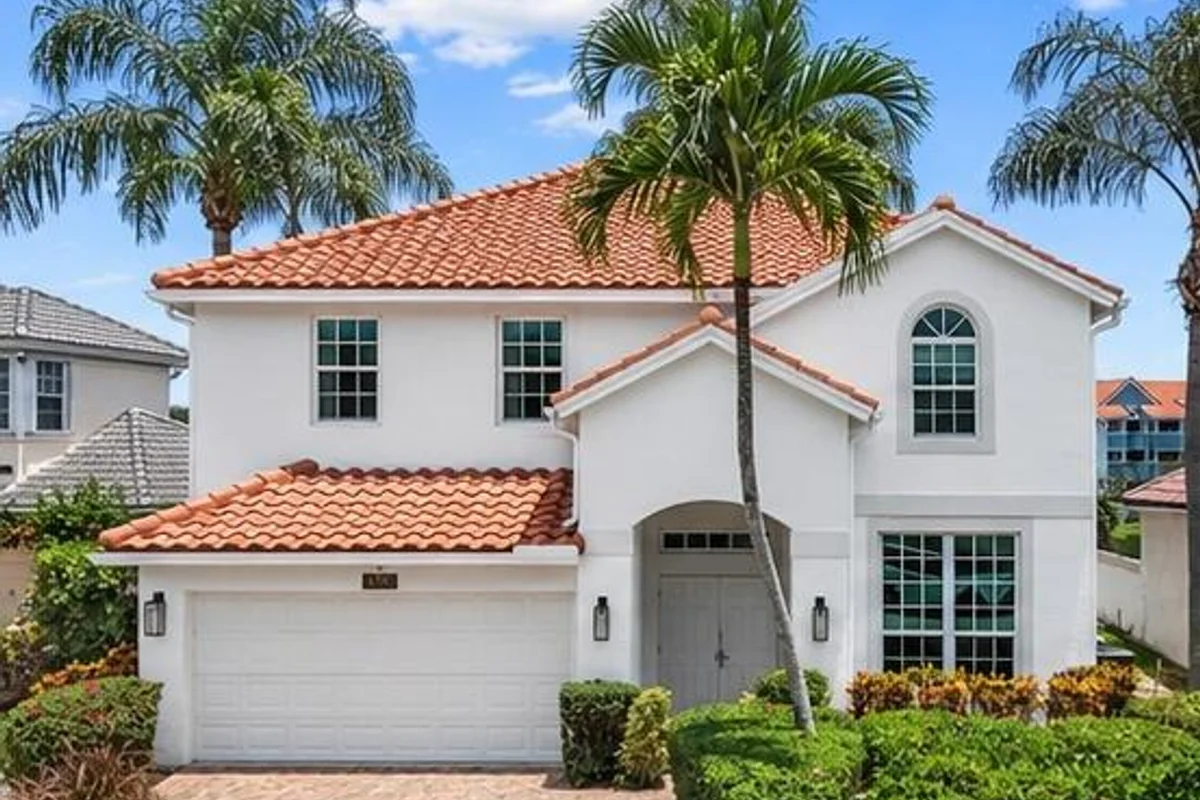 1237 Avondale Ln, West Palm Beach: photo 1 of 44