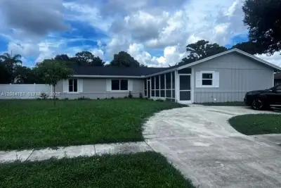 103 Prado St, Royal Palm Beach: photo 1 of 27