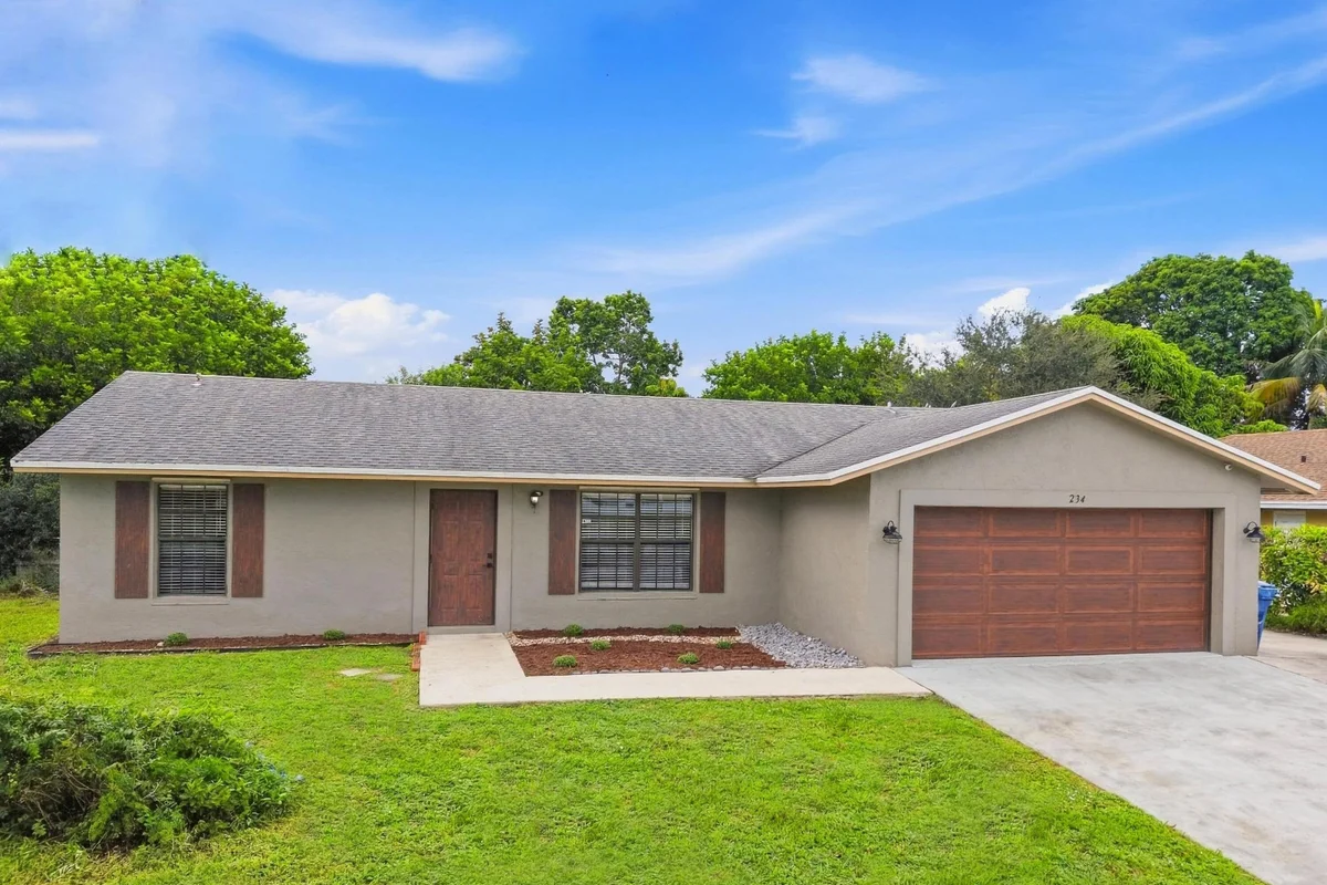 234 La Mancha Ave, Royal Palm Beach: photo 1 of 37