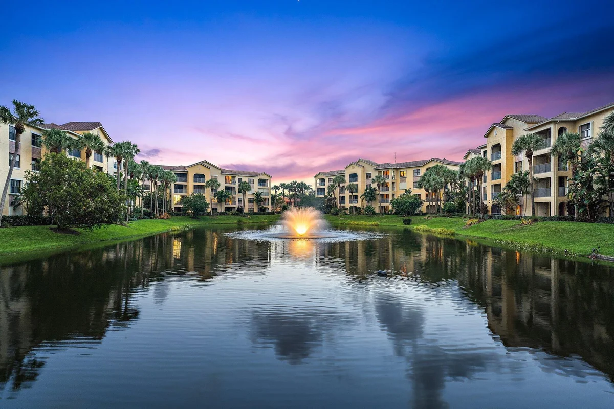 700 Uno Lago Dr #404, Juno Beach: photo 1 of 79