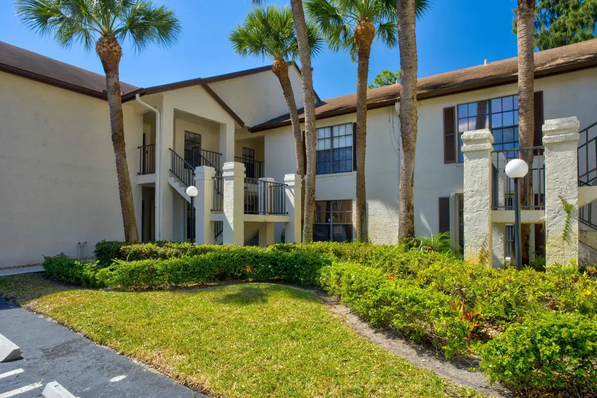 3237 Perimeter Dr #2512, Lake Worth: photo 1 of 33