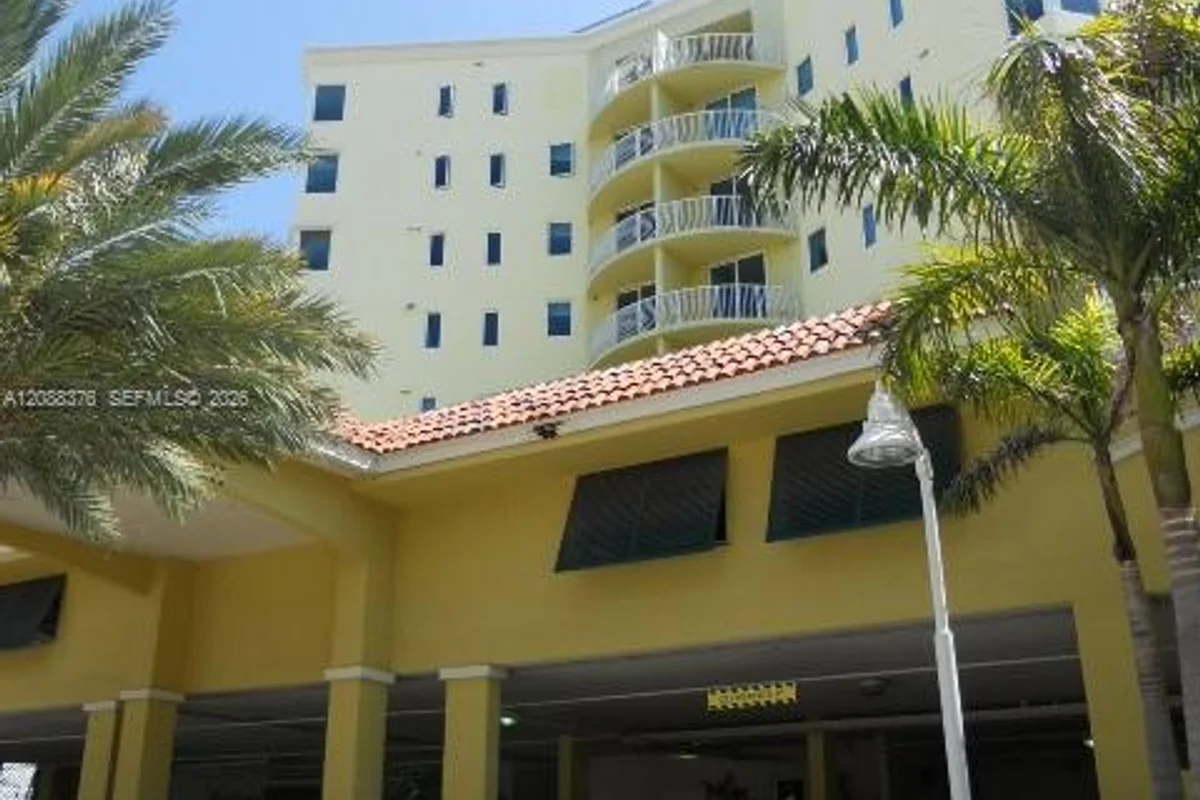 3000 NE 188th St #506, Aventura: photo 1 of 27