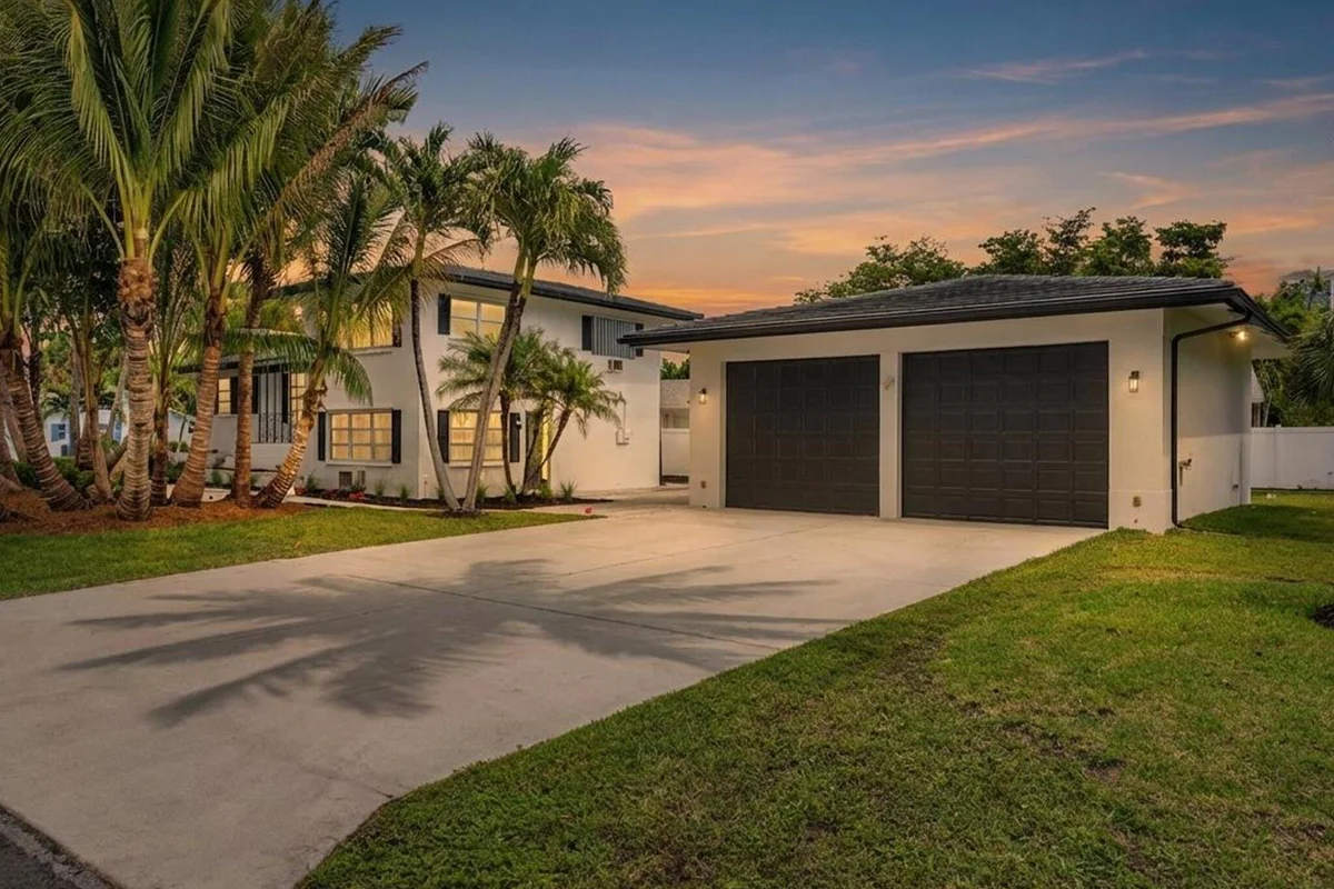 702 S Riverside Dr, Pompano Beach: photo 1 of 65