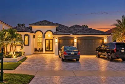 3062 SW 189th Ave, Miramar: photo 1 of 11