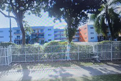 11311 SW 200th St SW #214-D, Miami: photo 1 of 11
