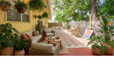 720 SE 15th St #2, Fort Lauderdale: photo 1 of 8