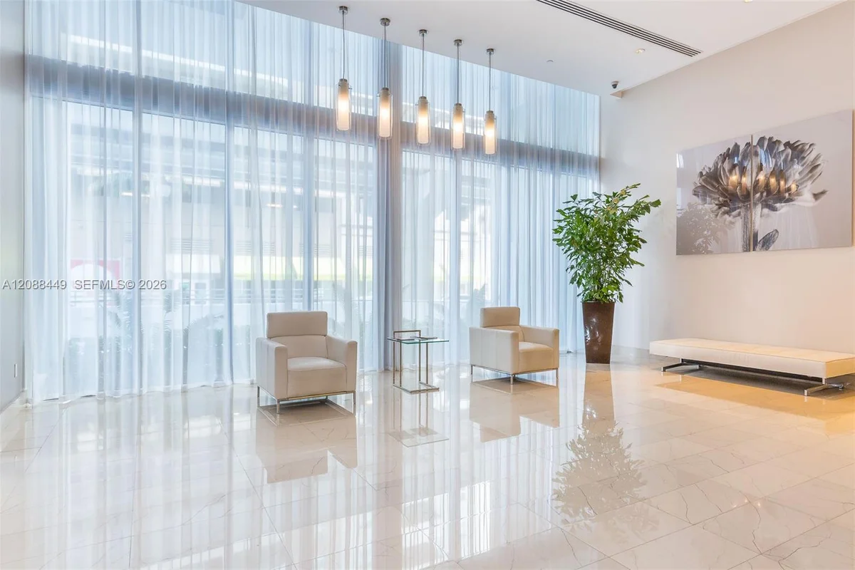 1111 SW 1 Ave #1825-N, Miami: photo 1 of 21