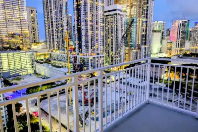 850 N Miami Ave #W-2202, Miami: photo 1 of 16